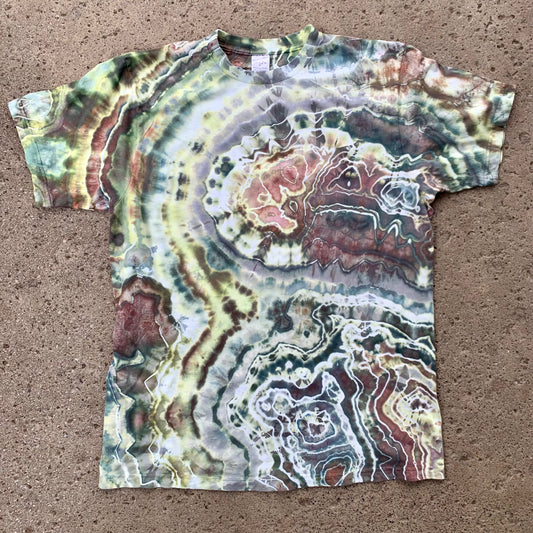 "REEL TREEZ" Large Ice Dyed T-Shirt