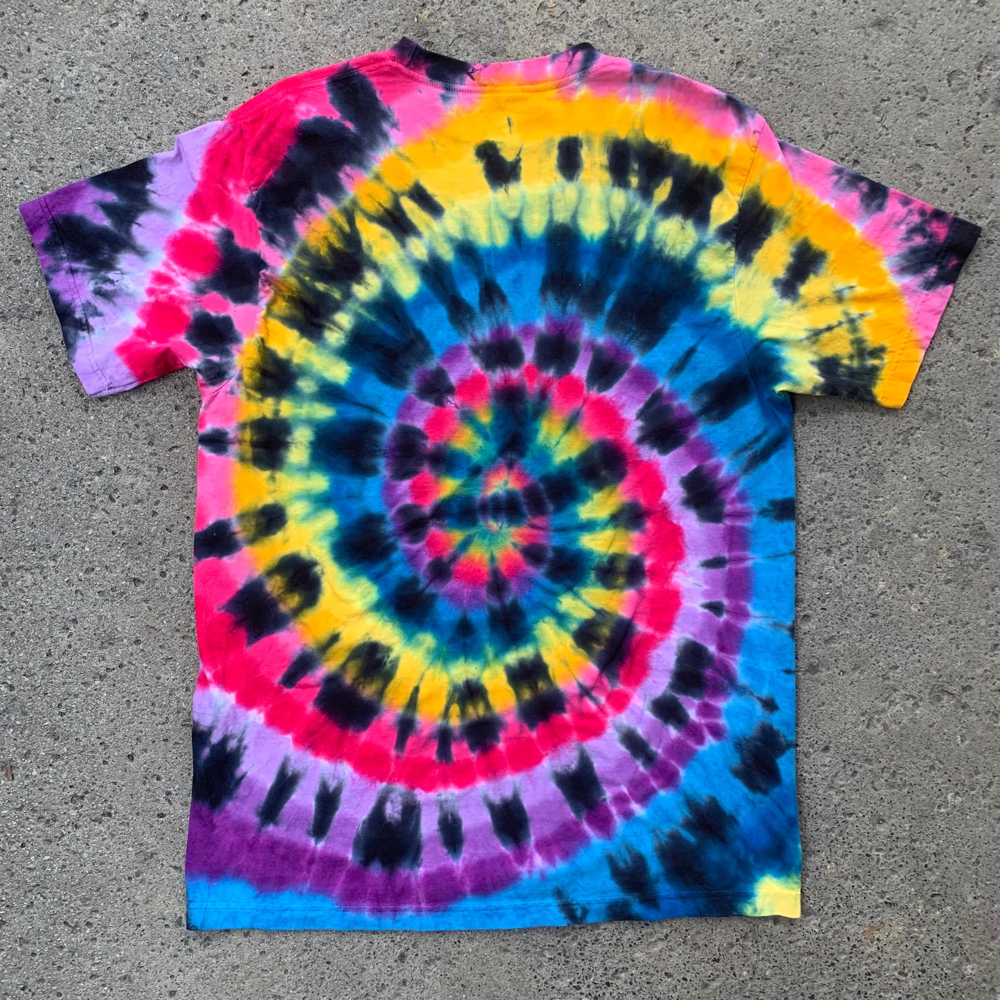 "SPRING SPIRALS" Large Tie Dye T-Shirt