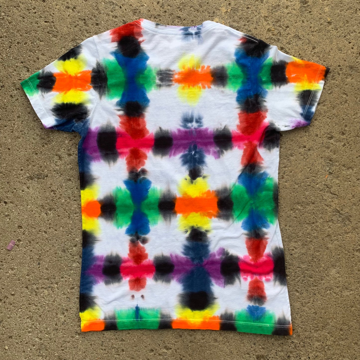 "RAINBOW SHIBORI" Large Women's Tie Dye T-Shirt