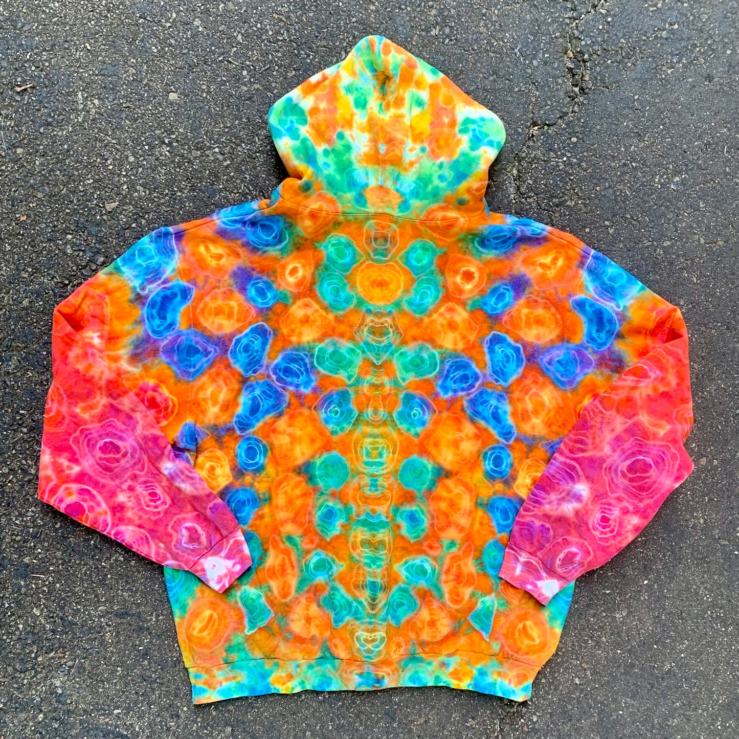 "KENNEY KEEPS YOU WARM" Large Tie Dye Zip-up Hoodie