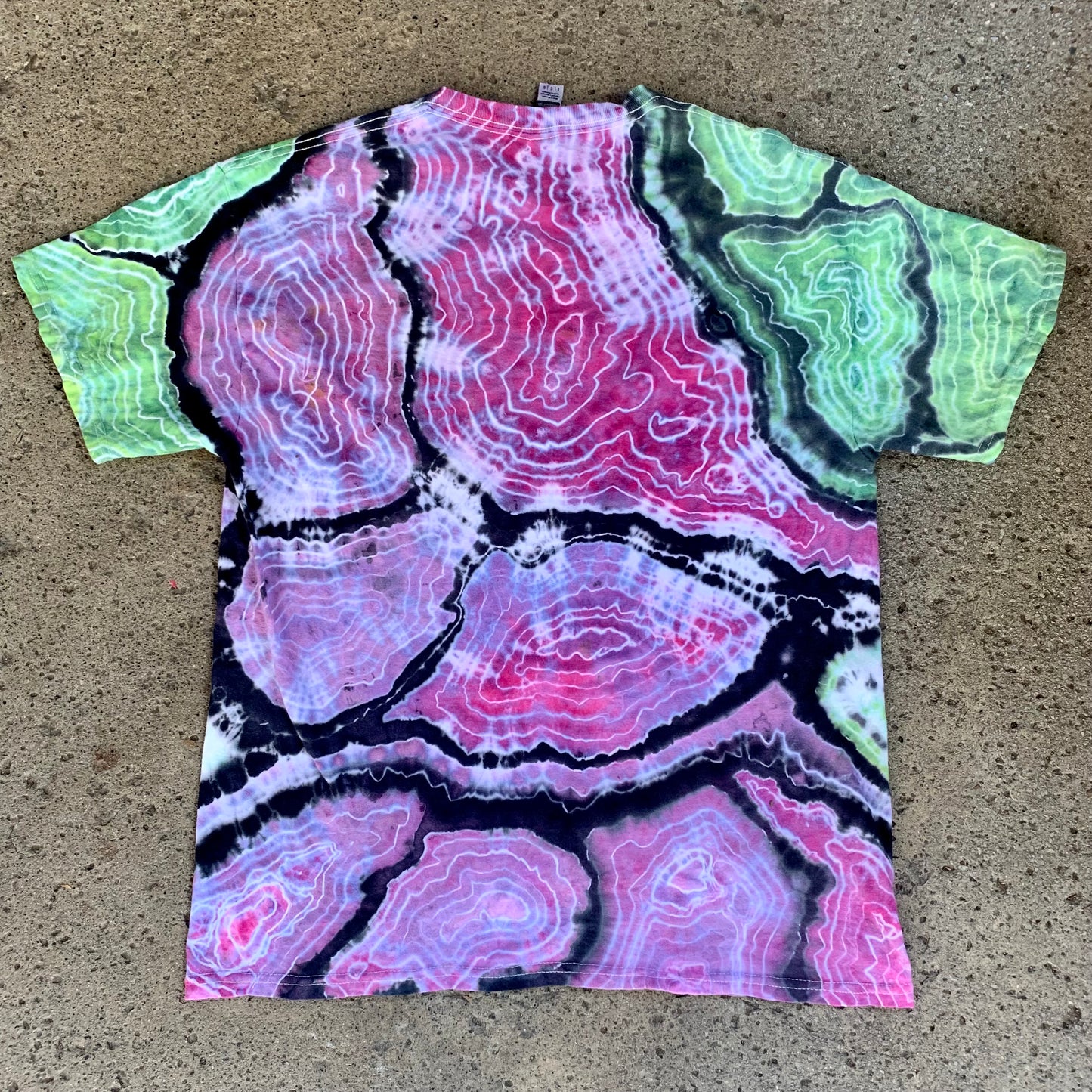 "EMERALD AND AMETHYST" Large Tie Dye T-Shirt